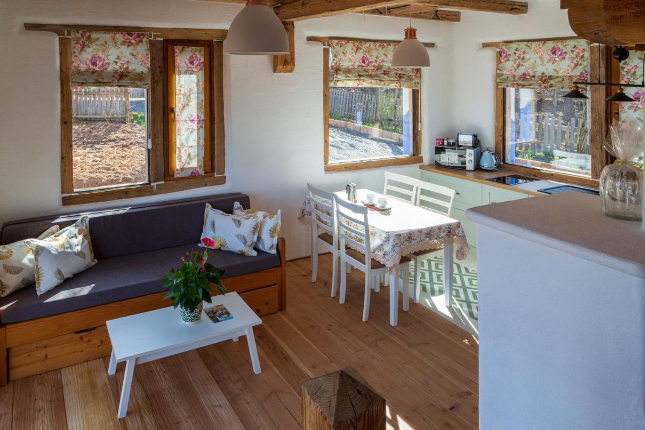 Casele Cu Stuf B&B Haus Ulrike Sălicea Exterior foto